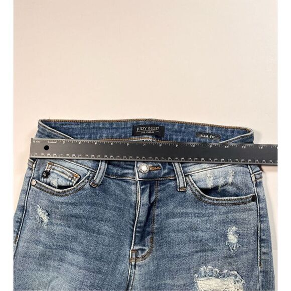 Judy Blue Slim Fit Mid Rise Destroyed Front Light Wash Jeans Size 5/27 JB82137MD - Picture 4 of 9